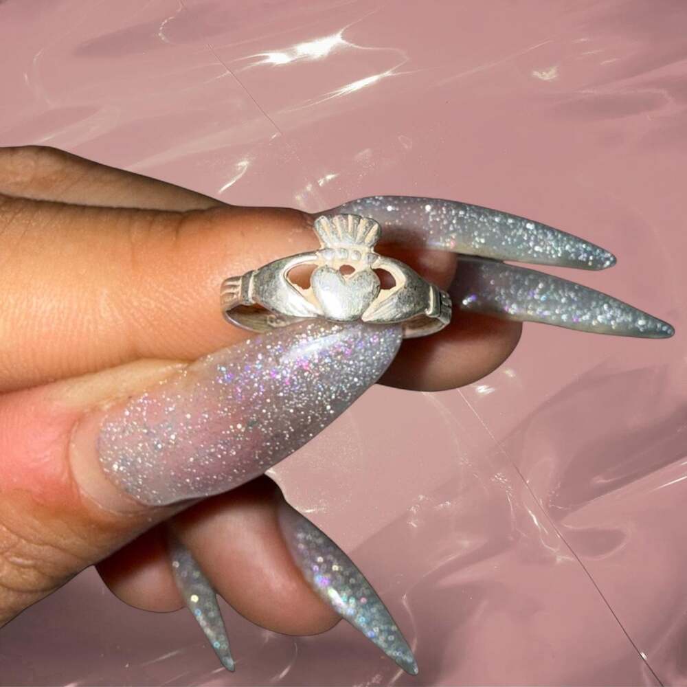 Vintage 925 Silver Claddagh Ring Size 4 Heart Crown Pinky